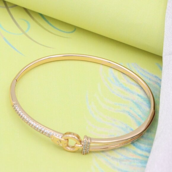 Elegant Rose Gold Bangle with Dual-Tone Ring Accent, XPBL0586 - Picture 4 of 12